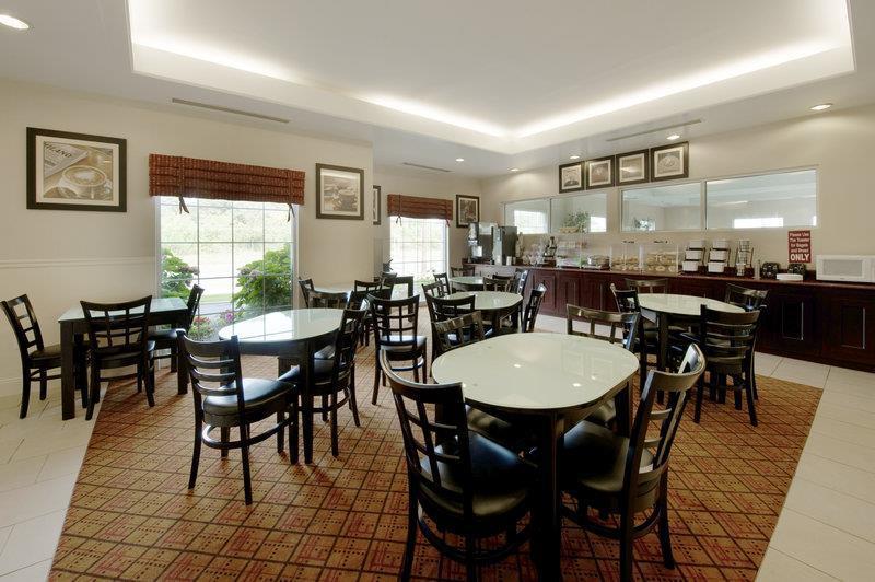 Best Western Bar Harbour Inn Massapequa Park Ресторан фото