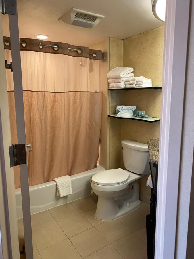 Best Western Bar Harbour Inn Massapequa Park Экстерьер фото